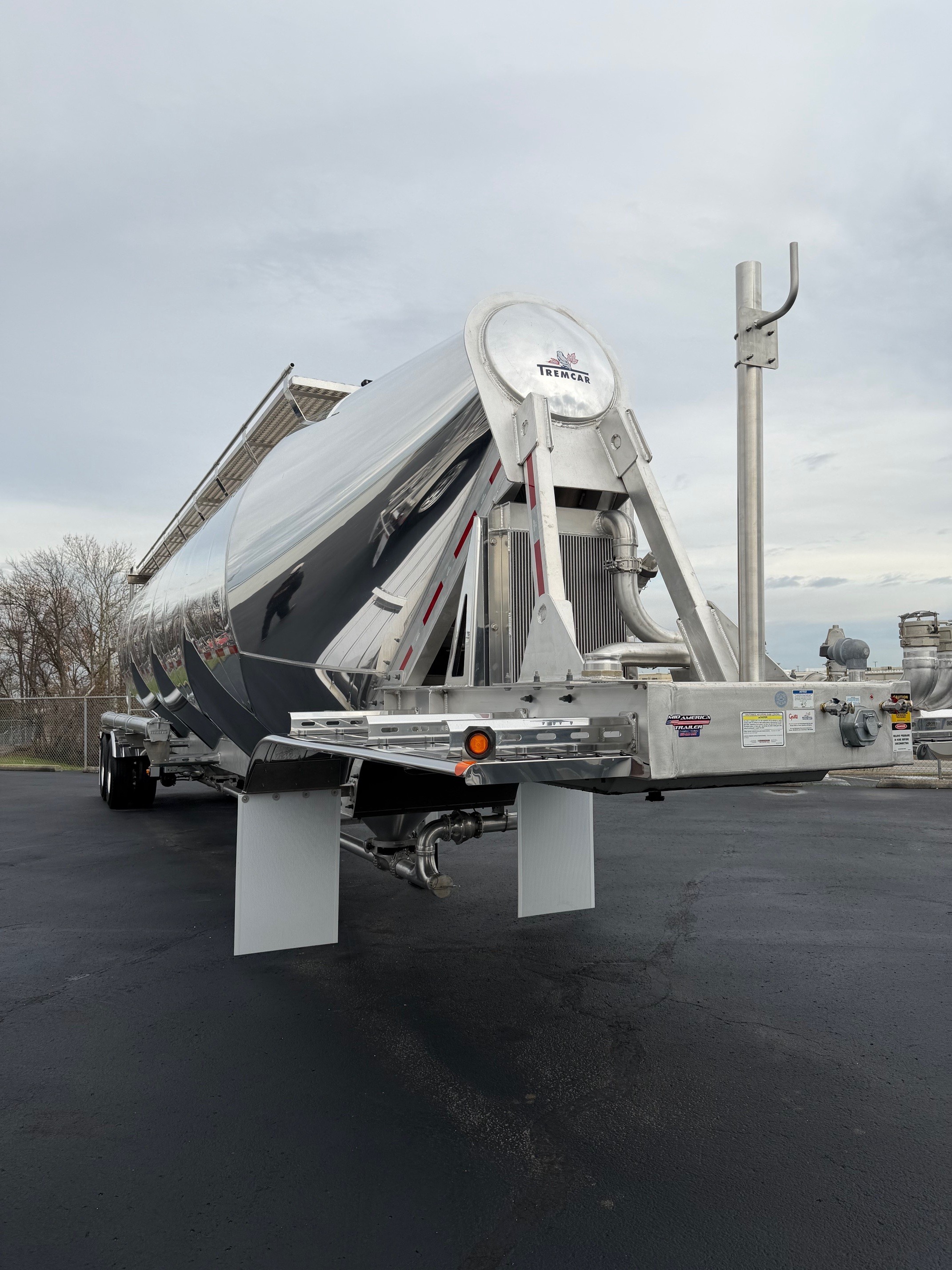 Tremcar 1625 Vacuum Trailer Photo 4